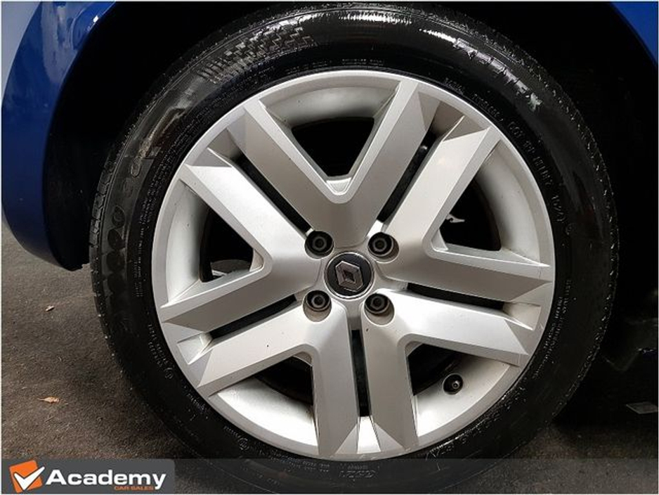 2022 Renault Clio Dynamique Edition Naeb TCE 90 €13,990