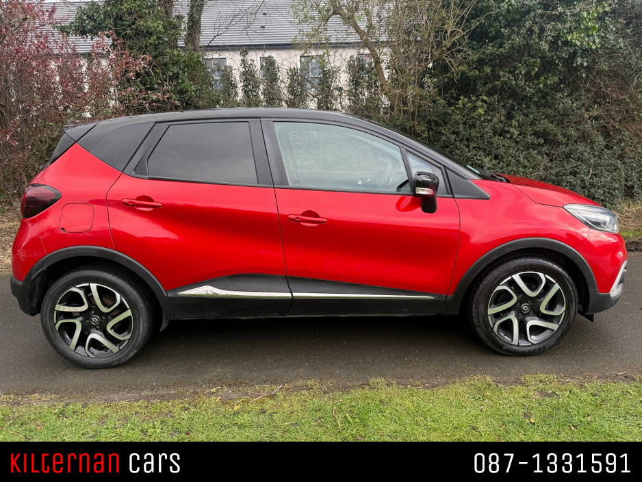 2019 Renault Captur - image 2