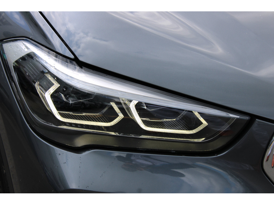 2020 BMW X1 - image 9