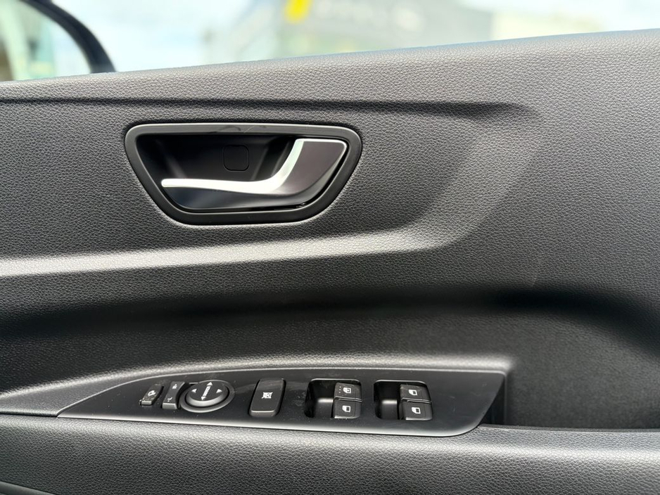 2026 Kia Stonic - image 8