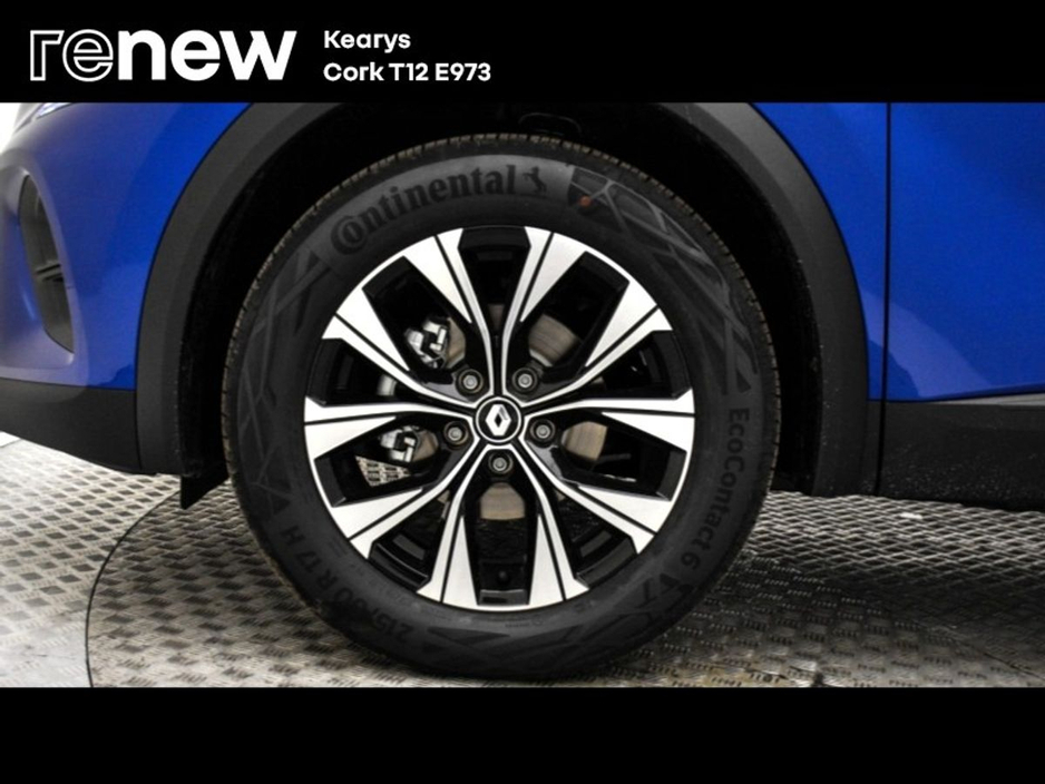 2022 Renault Captur - image 9