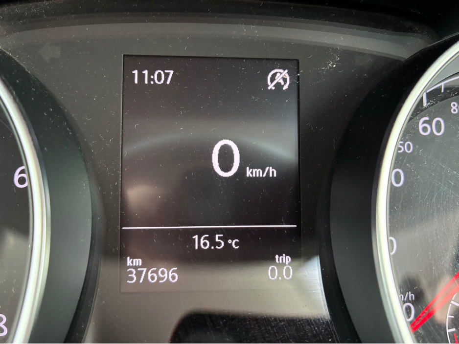 2015 Volkswagen Golf - image 17