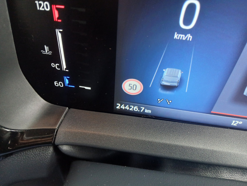 2025 Ford Transit - image 15