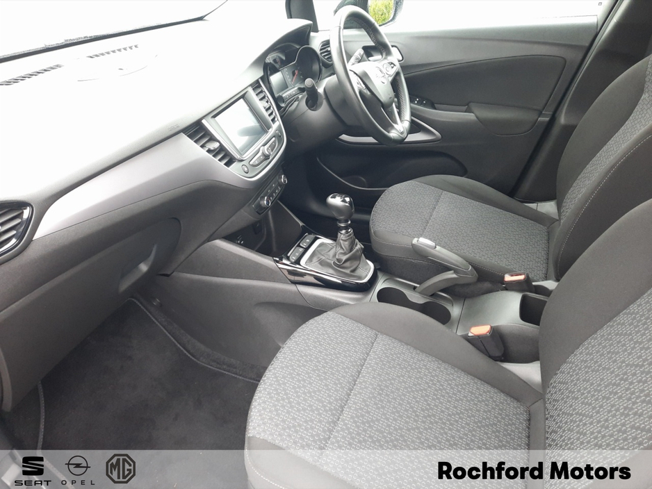 2024 Opel Crossland X - image 7