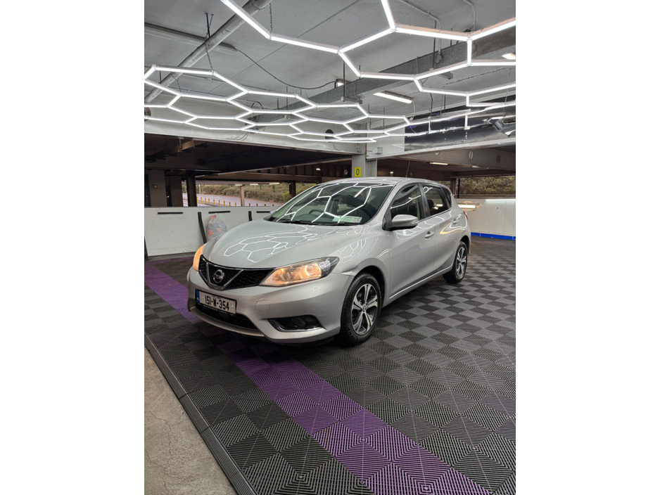 2015 Nissan Pulsar - image 3