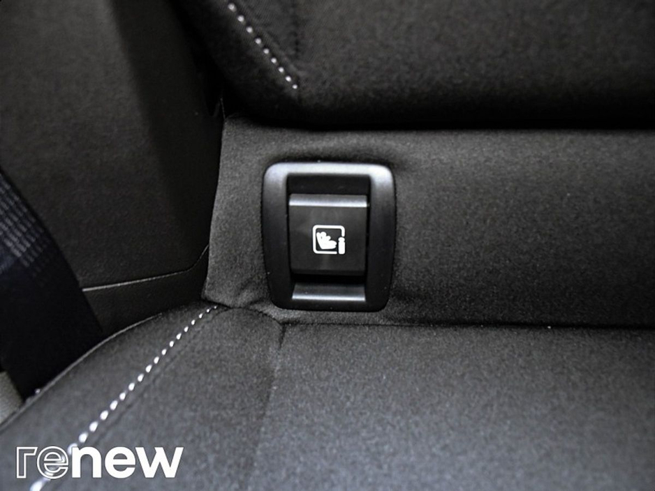 2025 Renault Clio - image 13