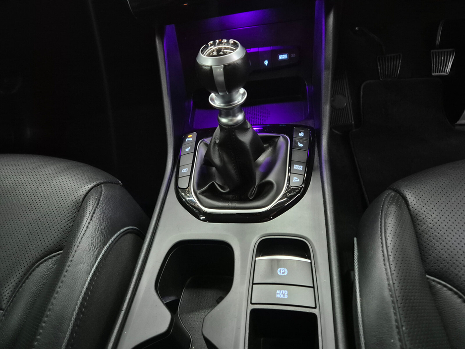 2022 Hyundai Tucson - image 18