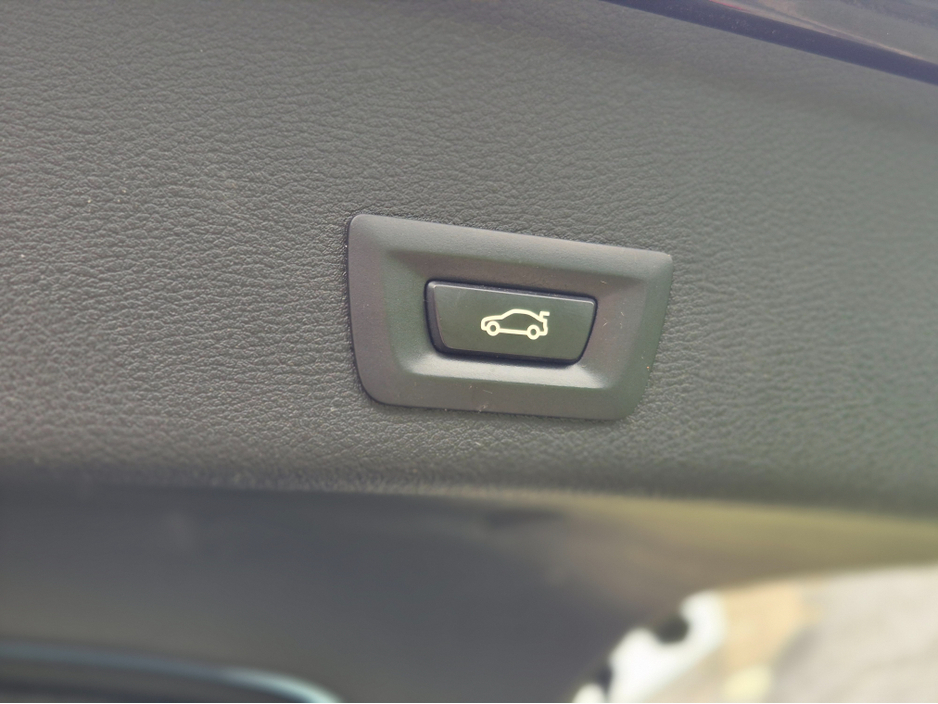 2016 BMW X4 - image 15