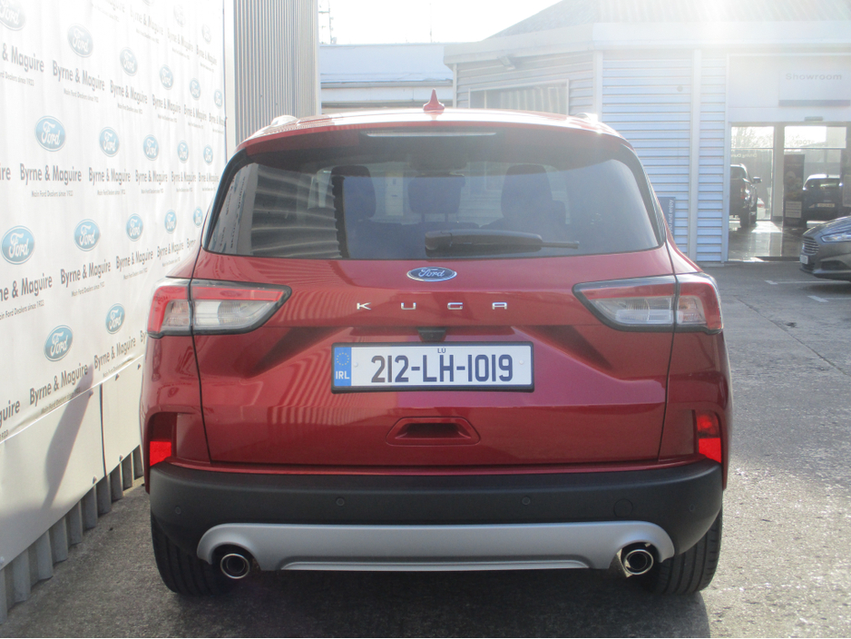 2021 Ford Kuga - image 13