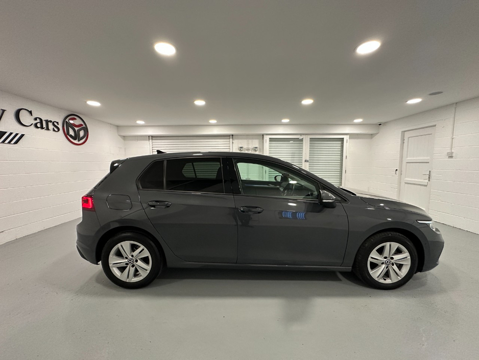 2021 Volkswagen Golf - image 20