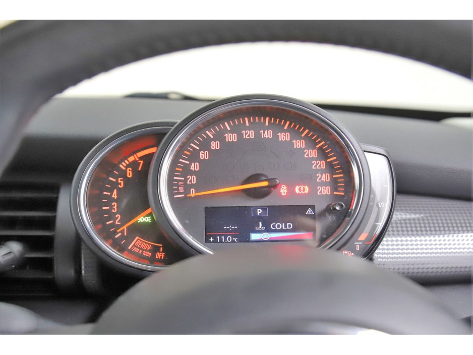 2018 MINI Hatch 1.5 COOPER 5DR*17" ALLOY WHEELS*PRIVACY GLASS*P*REVERSE CAMERA* €19,890