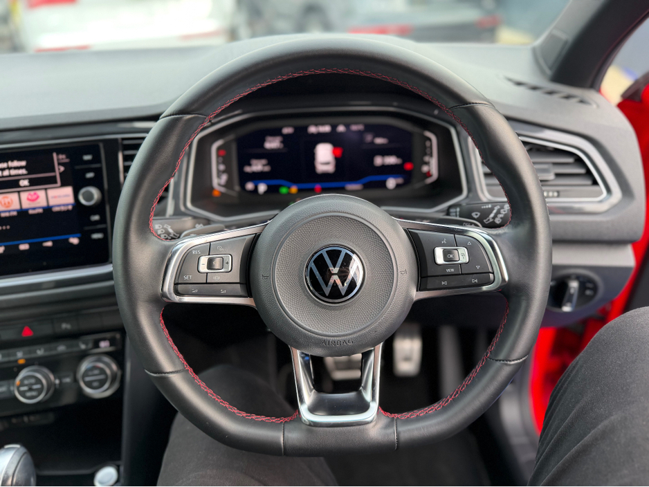 2020 Volkswagen T-Roc - image 17