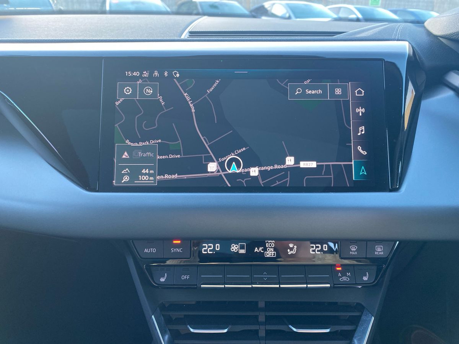 2022 Audi e-tron - image 15