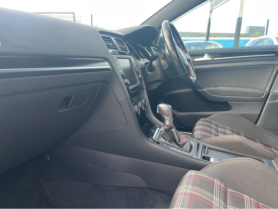 2016 Volkswagen Golf (Low Km's) 2.0 TSI GTI AUTOMATIC 5DR MODEL  www.bolandscarcentre.ie €18,900