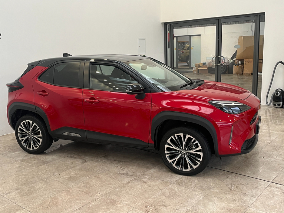 2023 Toyota Yaris CR CROSS SOL 4DR AUTO €29,950