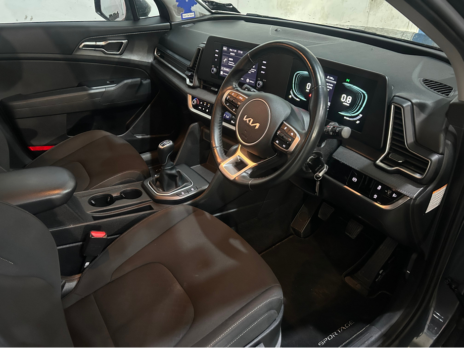 2023 Kia Sportage - image 10