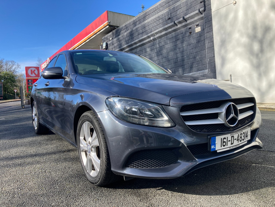 2016 Mercedes-Benz C Class - image 13