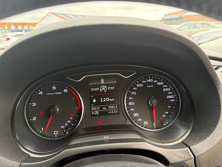 2015 Audi A3 - image 4