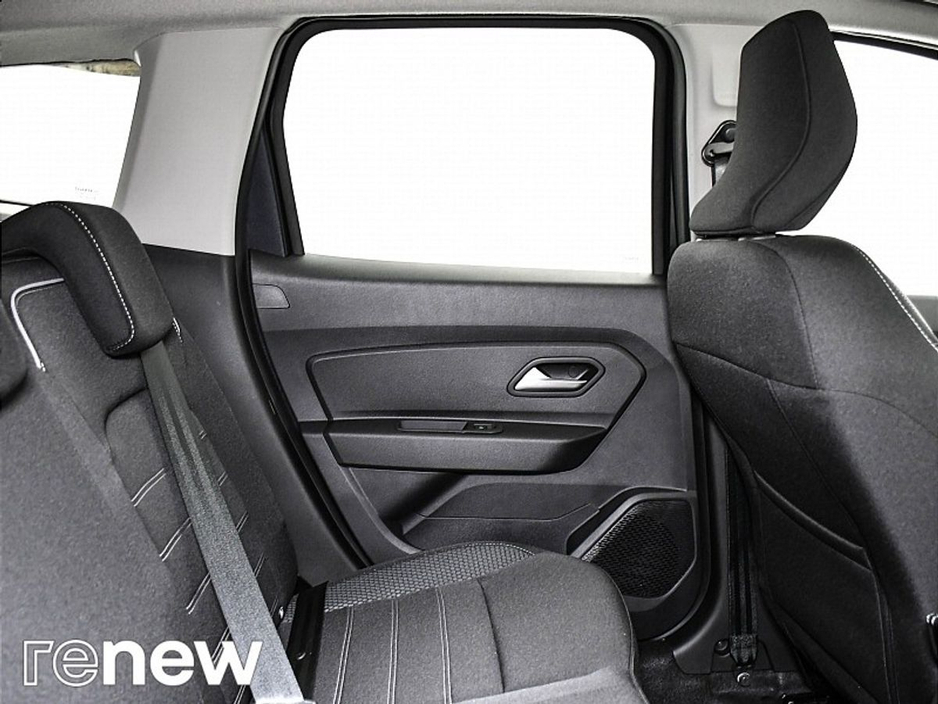 2024 Dacia Duster Journey Blue dCi 115 DFull MY23.5 €28,900