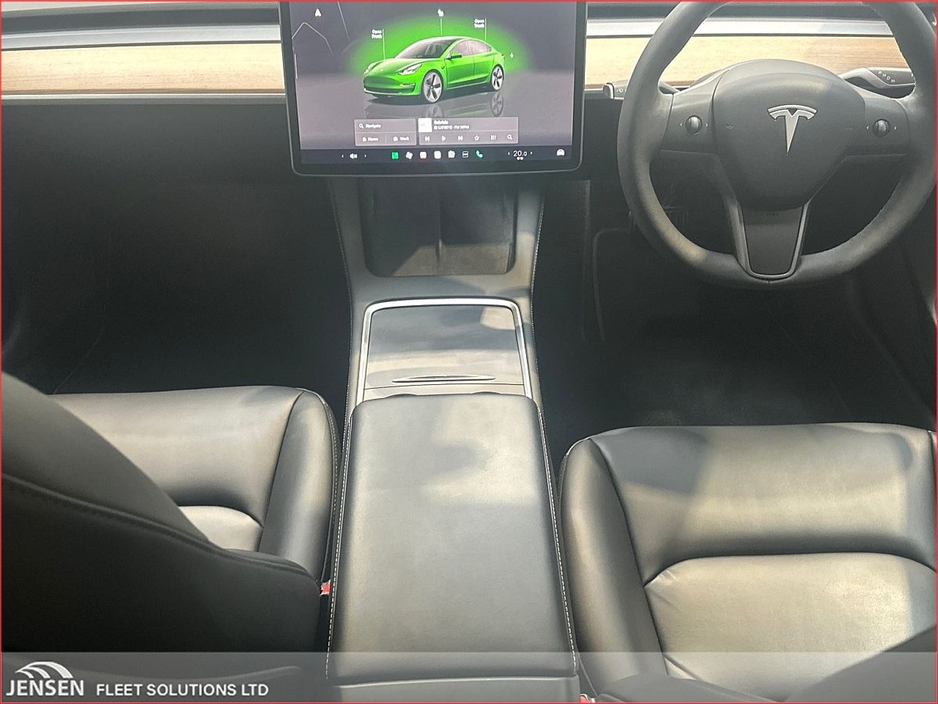2023 Tesla Model 3 - image 2