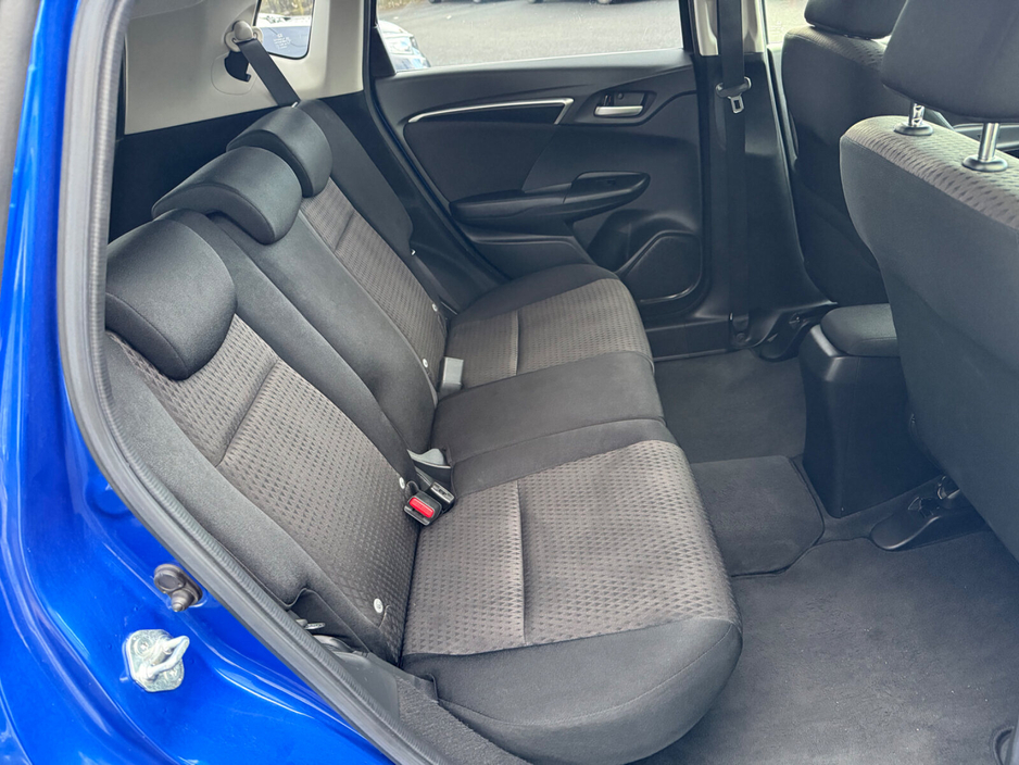 2018 Honda Fit - image 21