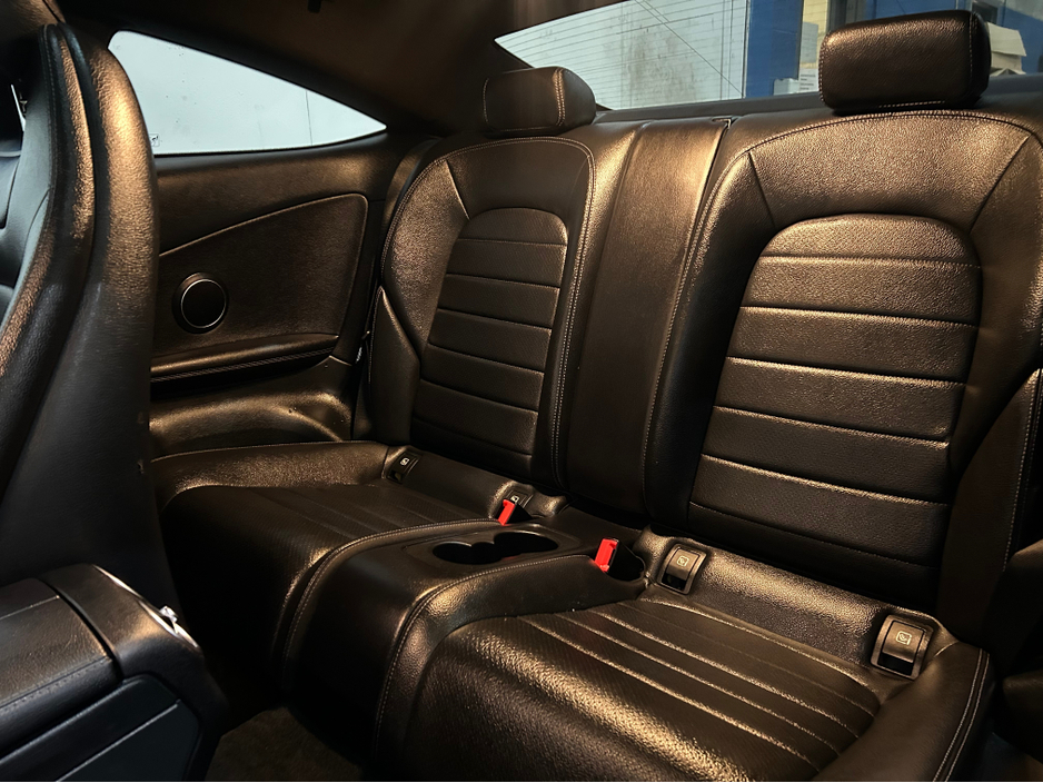 2016 Mercedes-Benz C Class - image 9