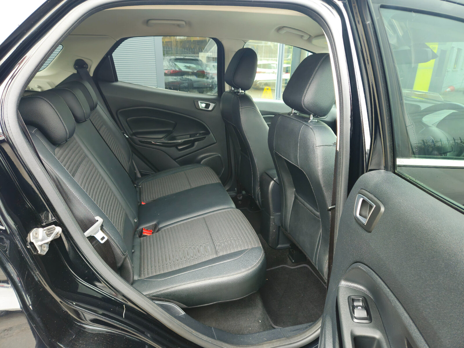 2020 Ford Ecosport - image 12