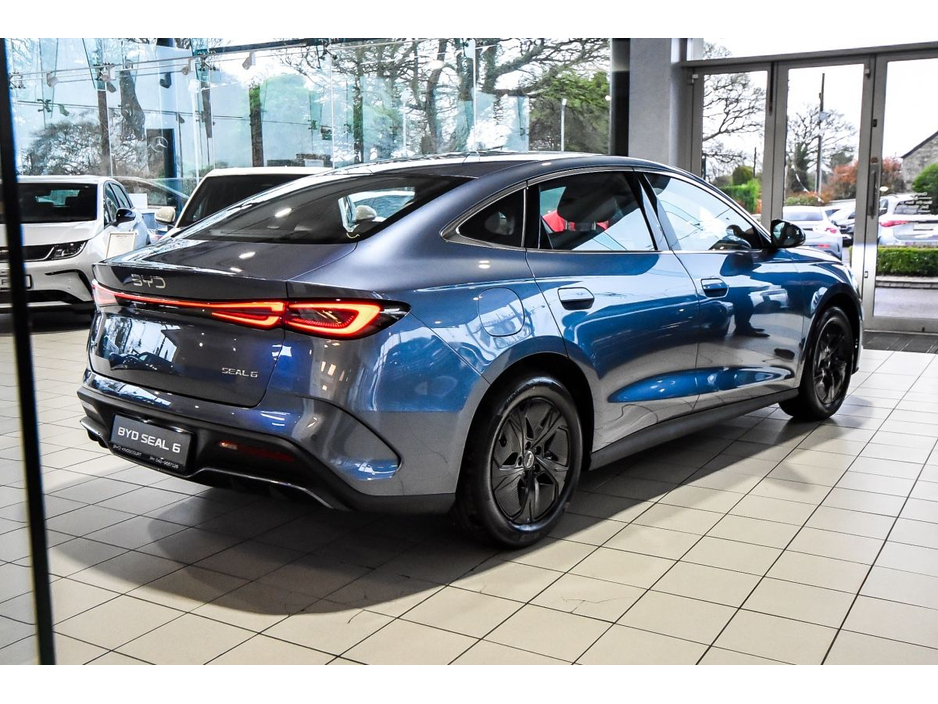 2026 BYD Seal 6 - image 3