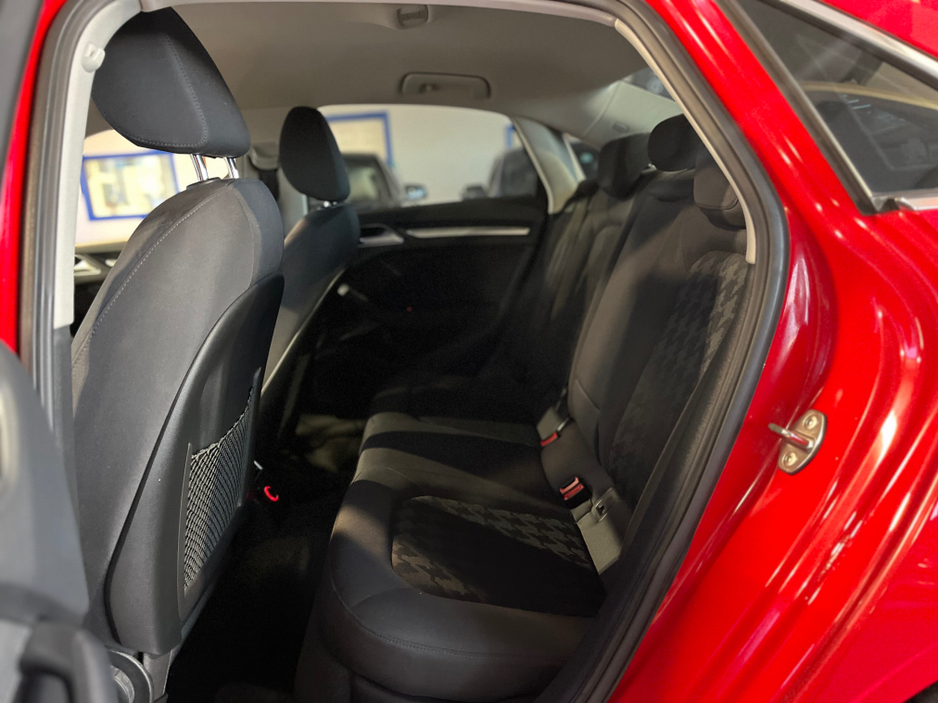 2015 Audi A3 Saloon DBA-8VCXS 5DR AUTO Saloon 1.4 Tfsi €14,950