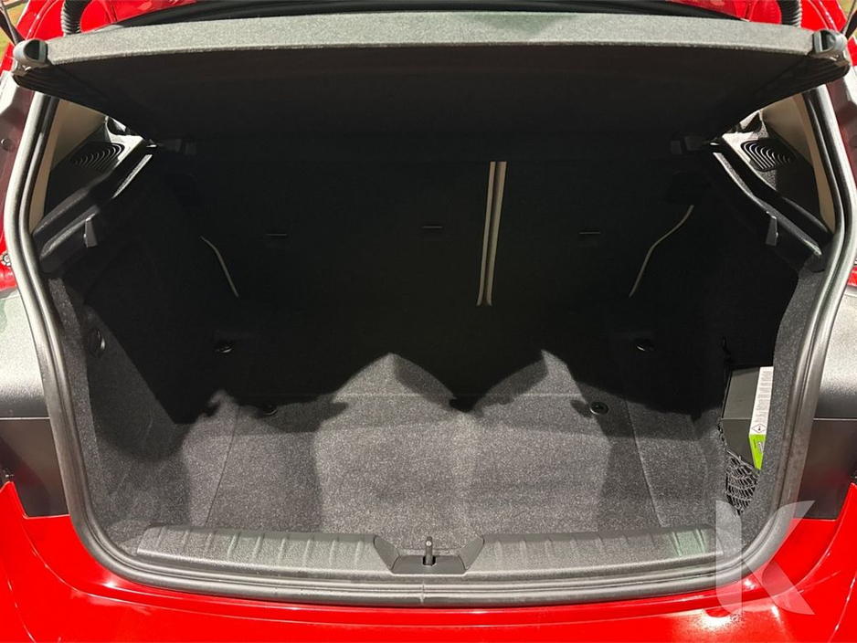 2018 BMW 1 Series FASHIONISTA EDITION - FULL CREAM LEATHER - ELECTRIC SEATS - CRUISE CONTROL - REAR CAMERA - FACTORY ALLOYS €19,950