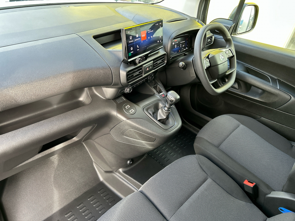 2026 Opel Combo 19 KOMF L1H1-1.5 100PS D