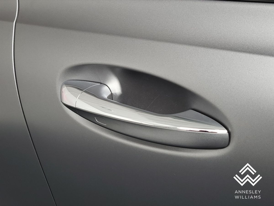 2025 Mercedes-Benz EQB - image 31