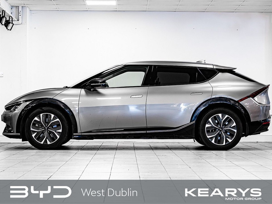 2023 Kia EV6 - image 5