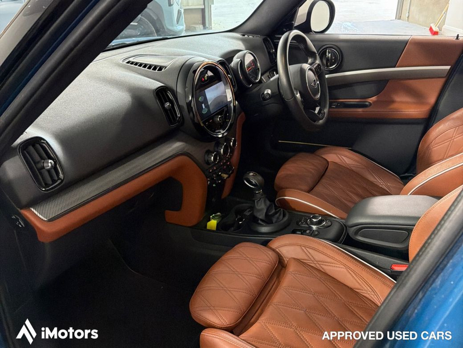 2022 MINI Countryman - image 12