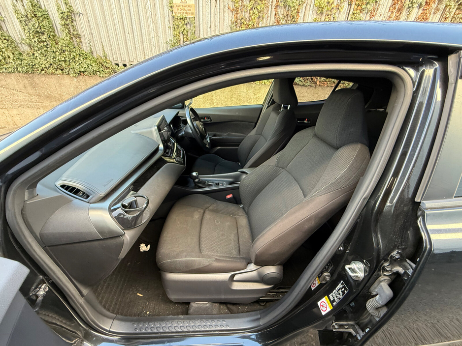 2019 Toyota C-HR - image 23