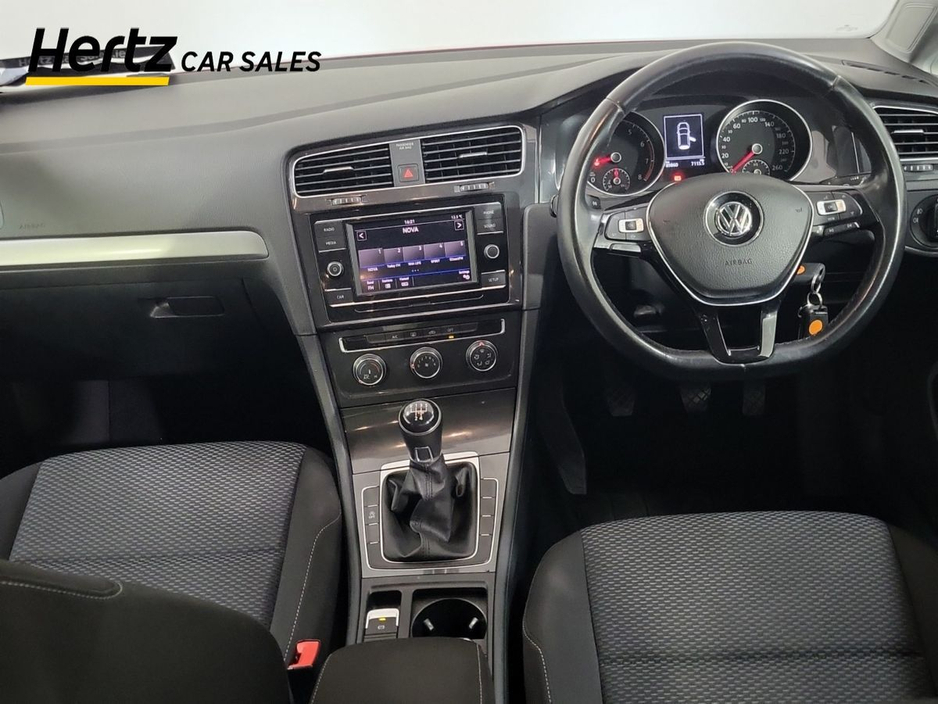 2019 Volkswagen Golf - image 12