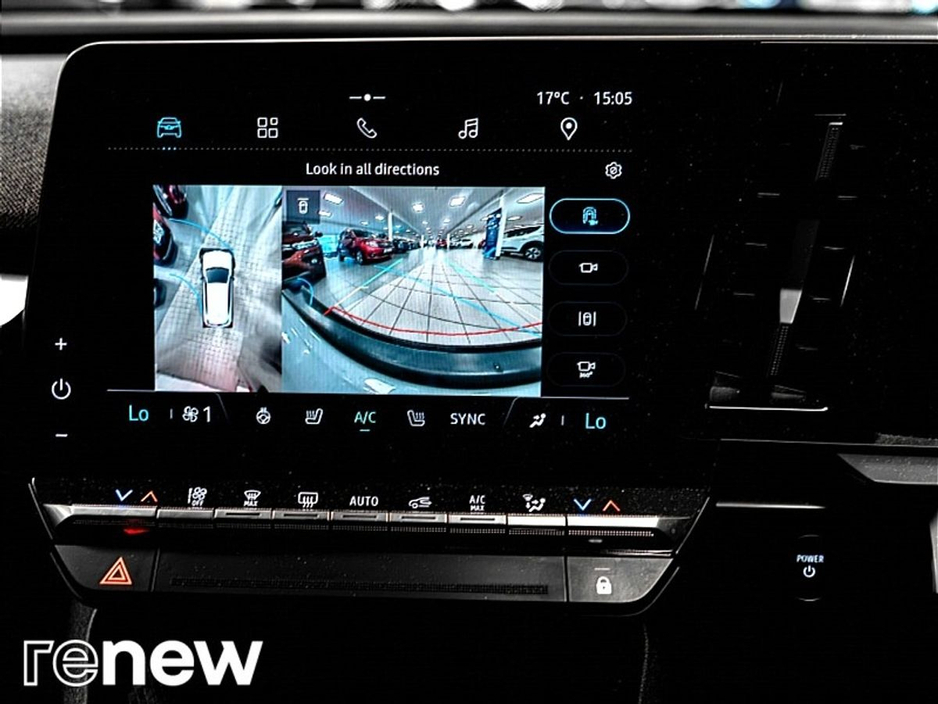 2024 Renault Megane E-Tech - image 36