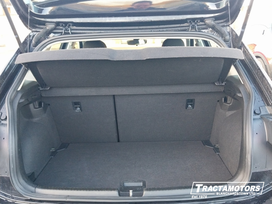 2024 Volkswagen Polo - image 8