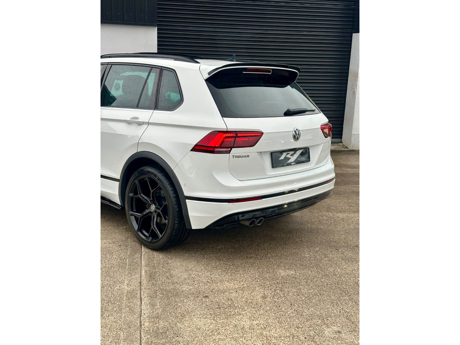 2020 Volkswagen Tiguan - image 11