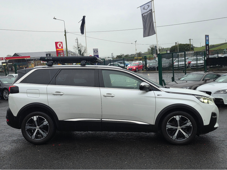 2017 Peugeot 5008 ( 172 REG ) 7 SEATER - DIGITAL DASH - CAMERA - ALLOYS - CARPLAY ANDROID AUTO EU RADIO PEARL WHITE €24,950