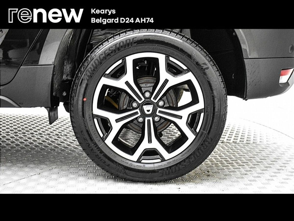 2019 Dacia Duster - image 9