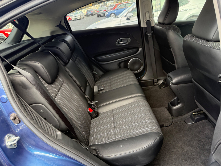 2017 Honda Vezel - image 24