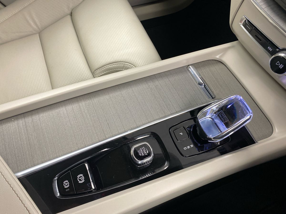 2024 Volvo XC60 2 YEARS SELKT WARRANTY ULTRA T6 PHEV €62,995