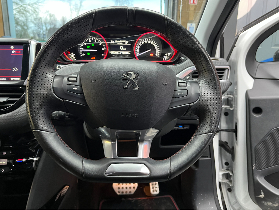 2017 Peugeot 2008 €12950 2017 PEUGEOT 2008 GT LINE 1.2 AUTOMATIC / CRUISE CONTROL / REVERSE CAMERA AND MORE €12,950