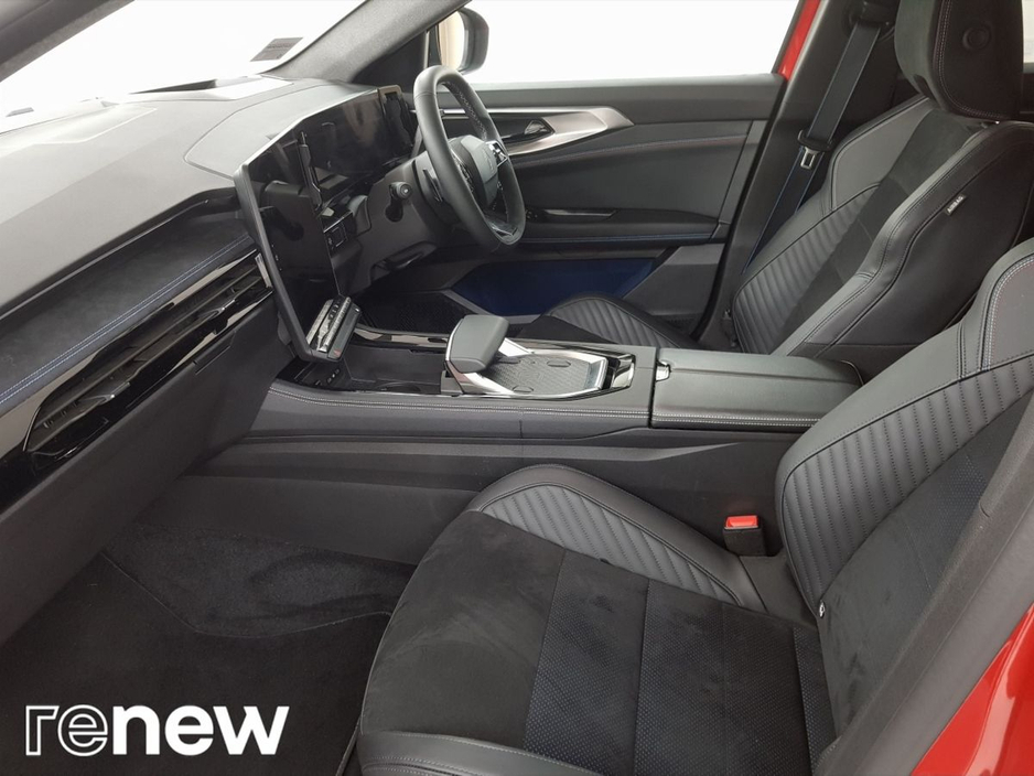 2025 Renault Rafale - image 5