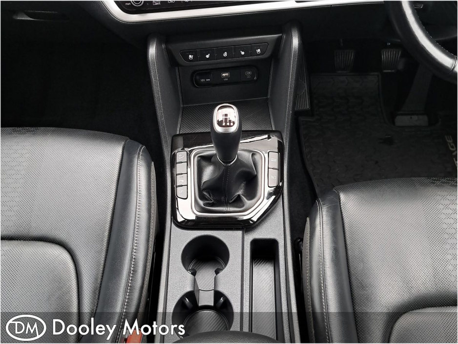 2024 Kia Sportage - image 17