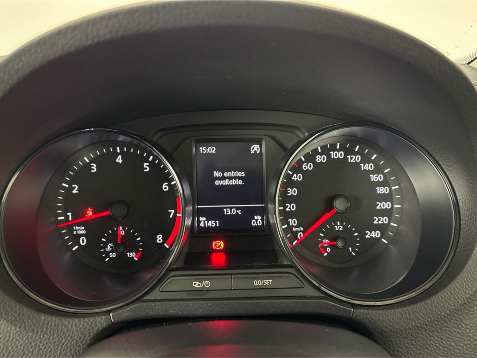 2017 Volkswagen Polo - image 19