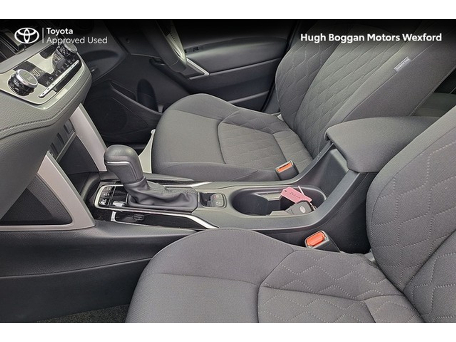 2024 Toyota Corolla Cross - image 17