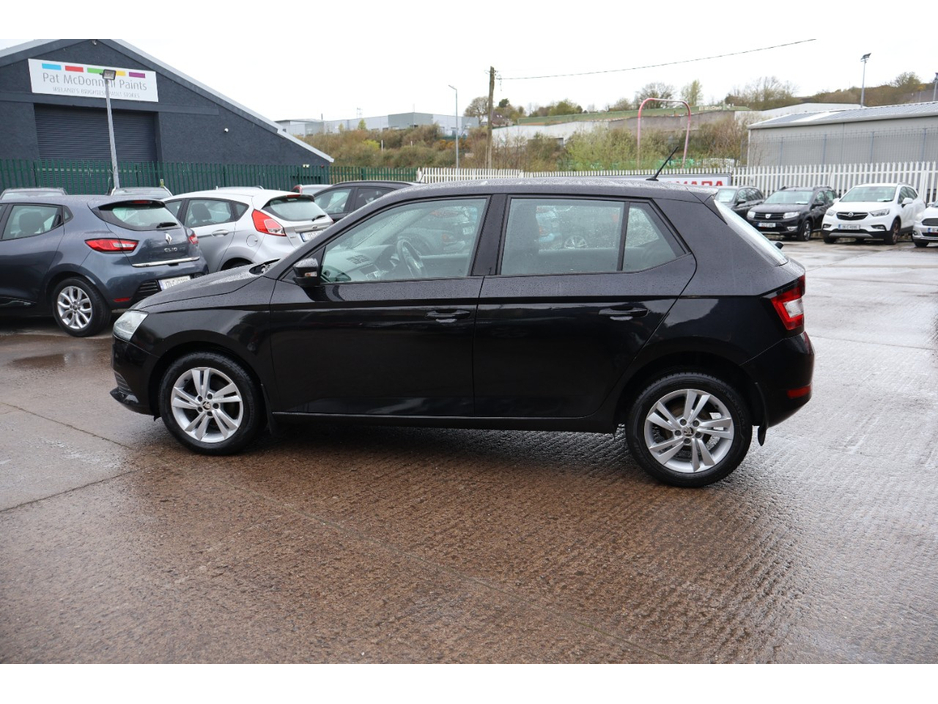 2020 Skoda Fabia - image 6