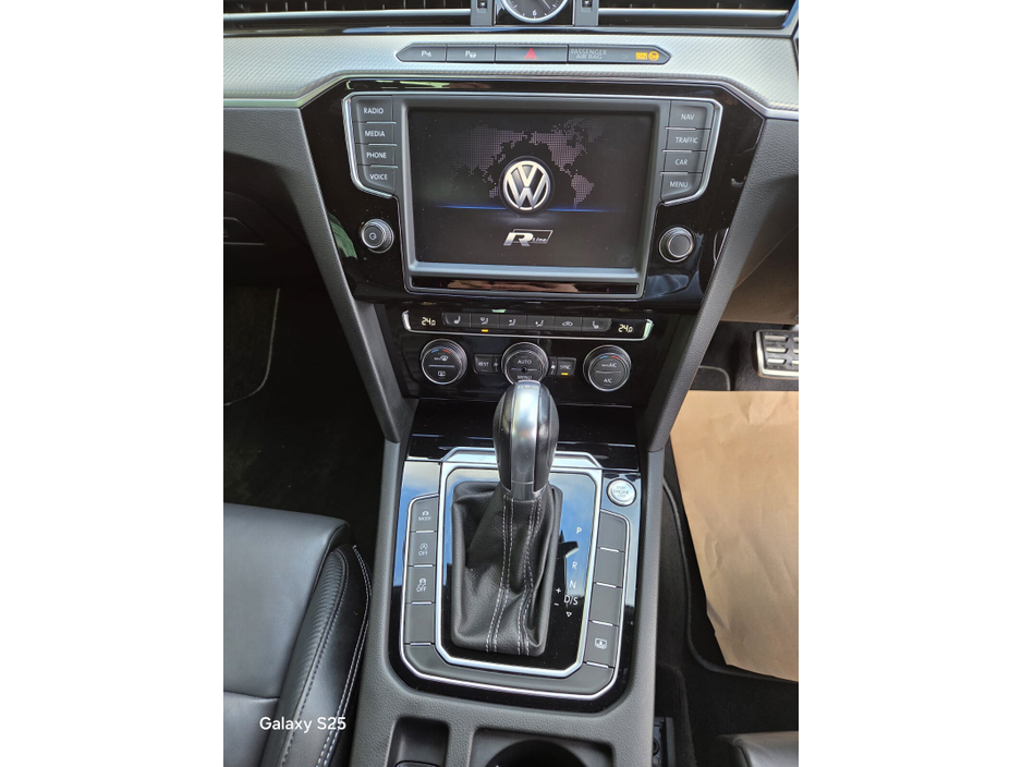 2017 Volkswagen Passat  €19,950